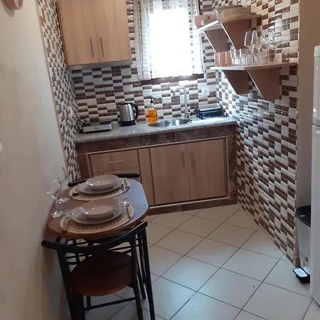 Chrysafis Aparthotel