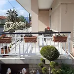 Chrysafis 公寓式酒店 Vrasná