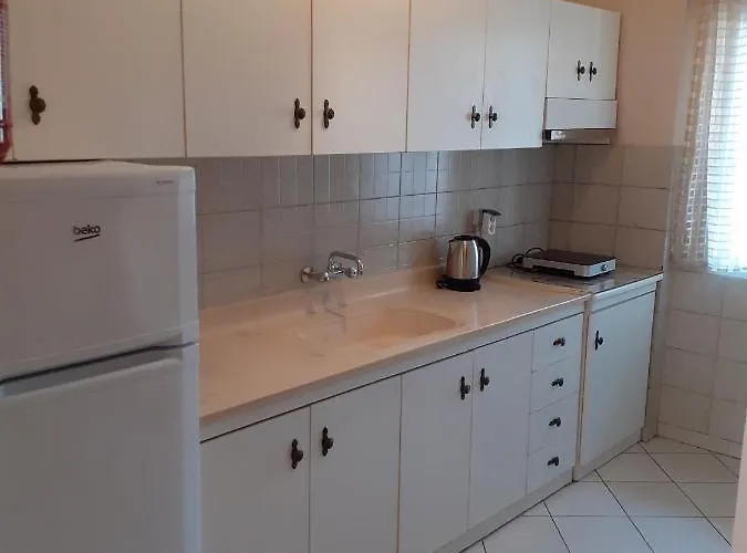 Apartahotel Chrysafis Vrasná