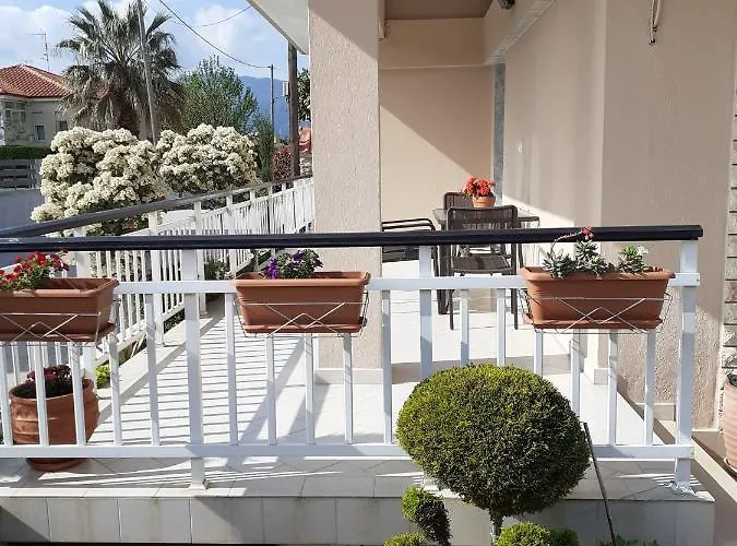 Chrysafis Hotel apartamentowy Vrasná